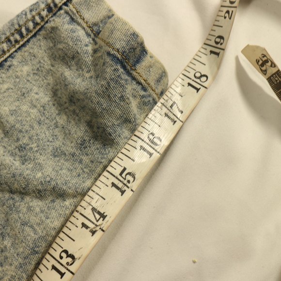 Monique Fashions Acid Washed Studded Denim Top Sz Small - Picture 9 of 10